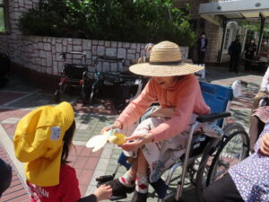 おじいちゃんおばあちゃんとの交流会